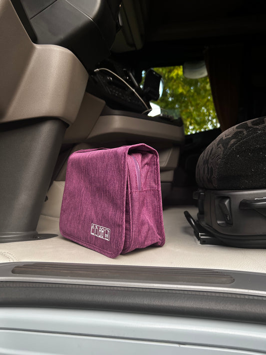 Pack Douche : Une serviette microfibre - Une trousse de toilette suspendue - Deux crochets offerts